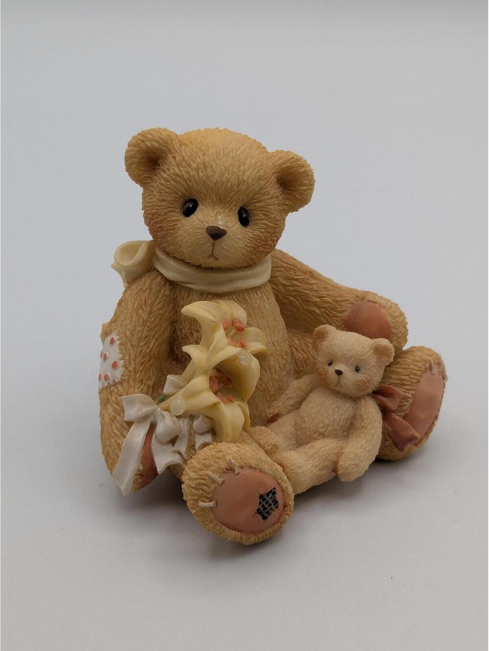 Cherished Teddies Lily Lilies Bloom With Petals of Hope (202959) 1997